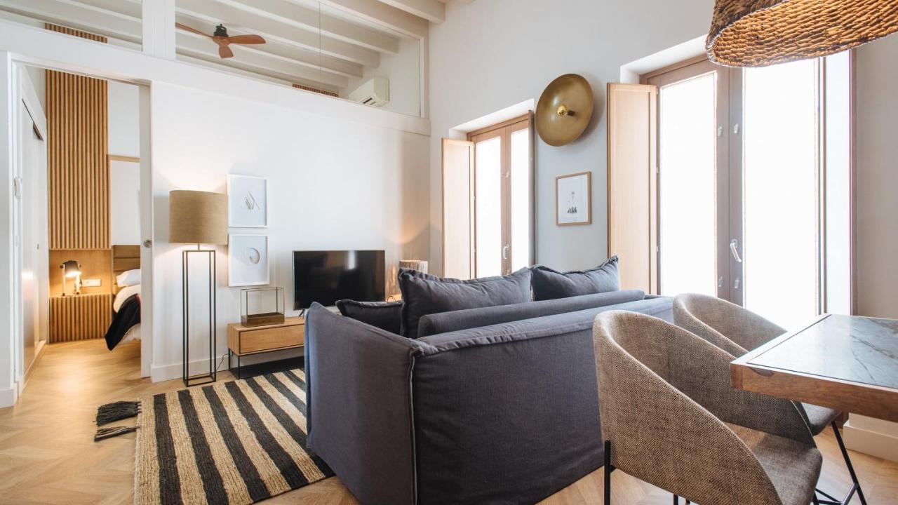 R26 Suites Sevilla エクステリア 写真