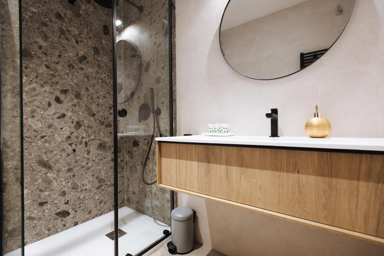 R26 Suites Sevilla 部屋 写真