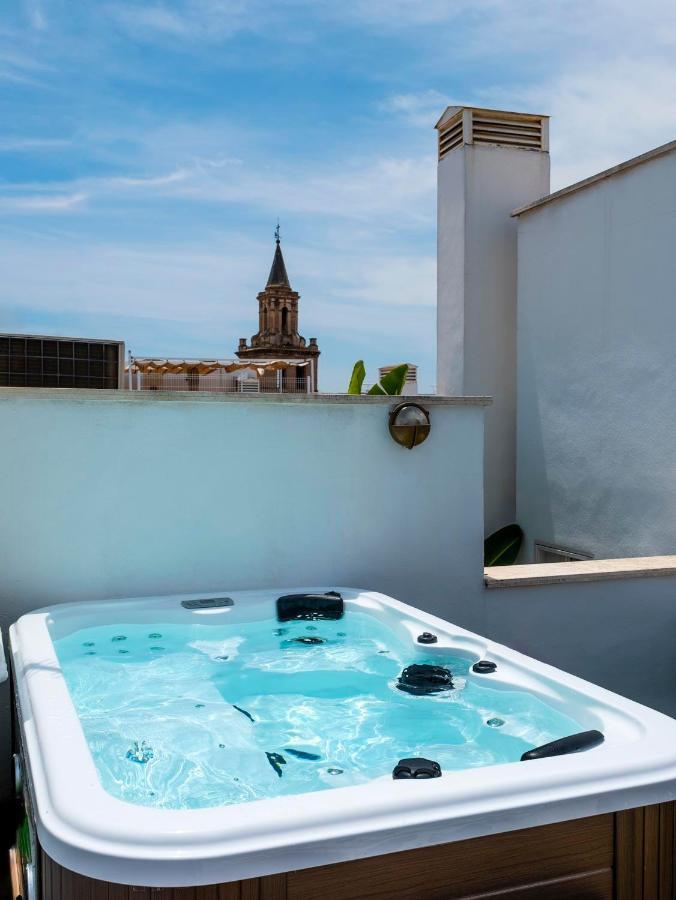 R26 Suites Sevilla エクステリア 写真