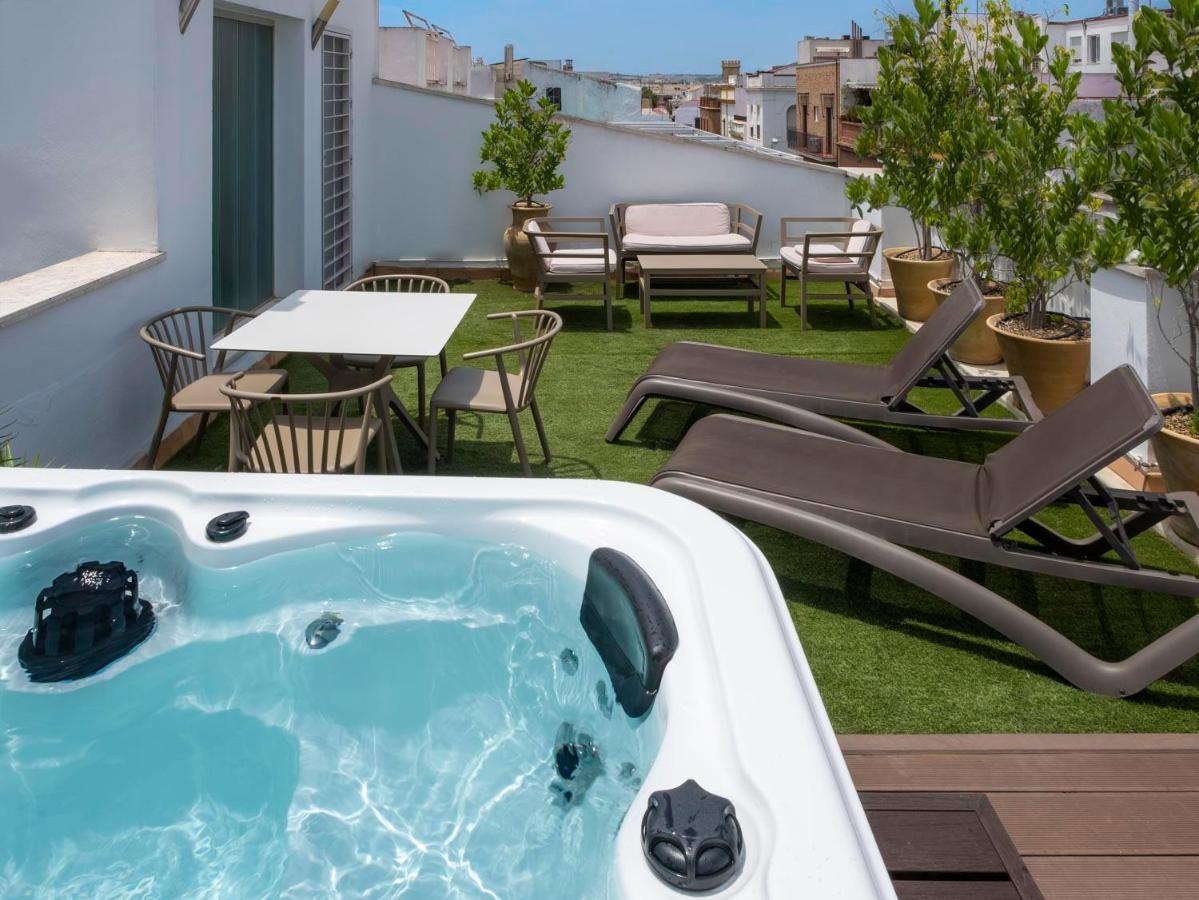 R26 Suites Sevilla エクステリア 写真